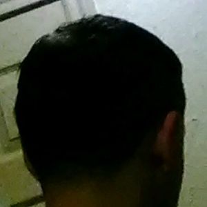 Meet your Posher, Devin