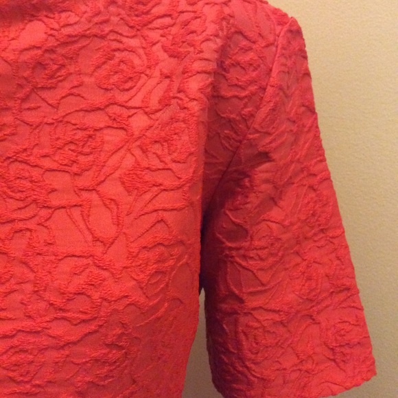 🎉HOST PICK🎉 Vintage Embroidered red belted dress - Picture 2 of 8