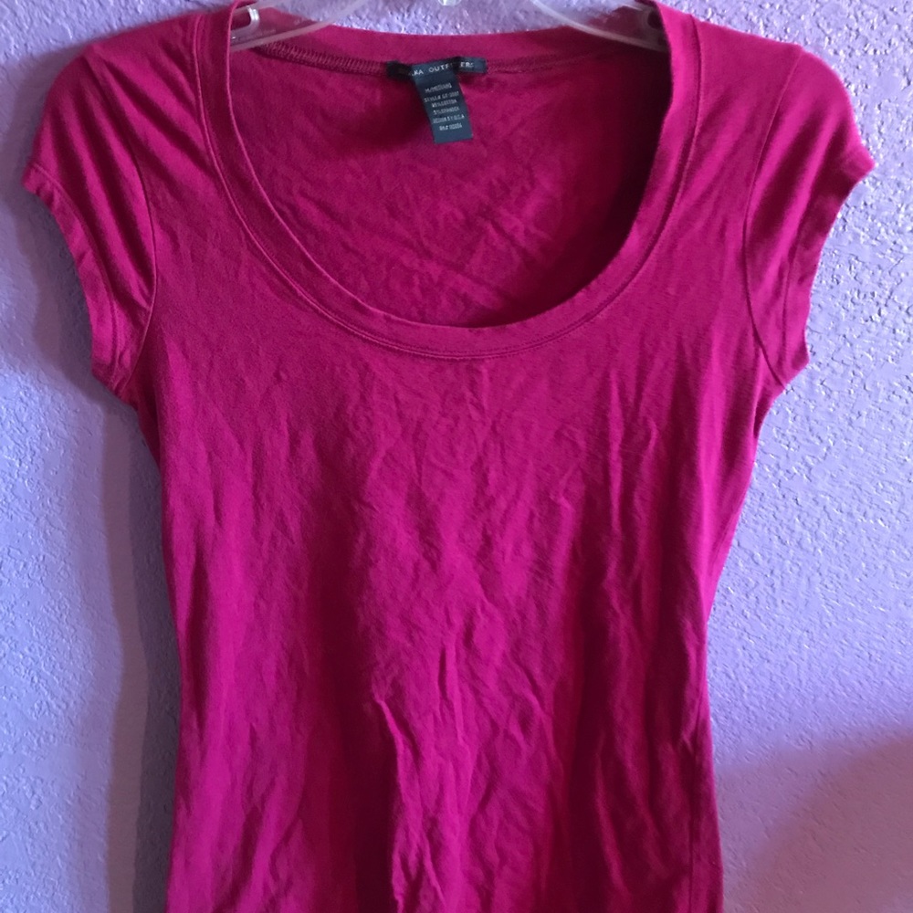 CUTE  BERRY SCOOP NECK PLAIN TEE