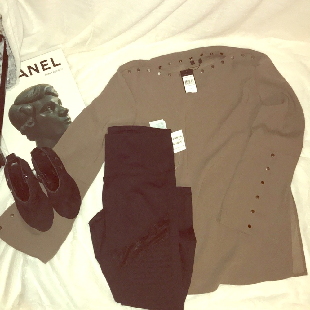 NWT Taupe BCBG tunic top with studded buttons.