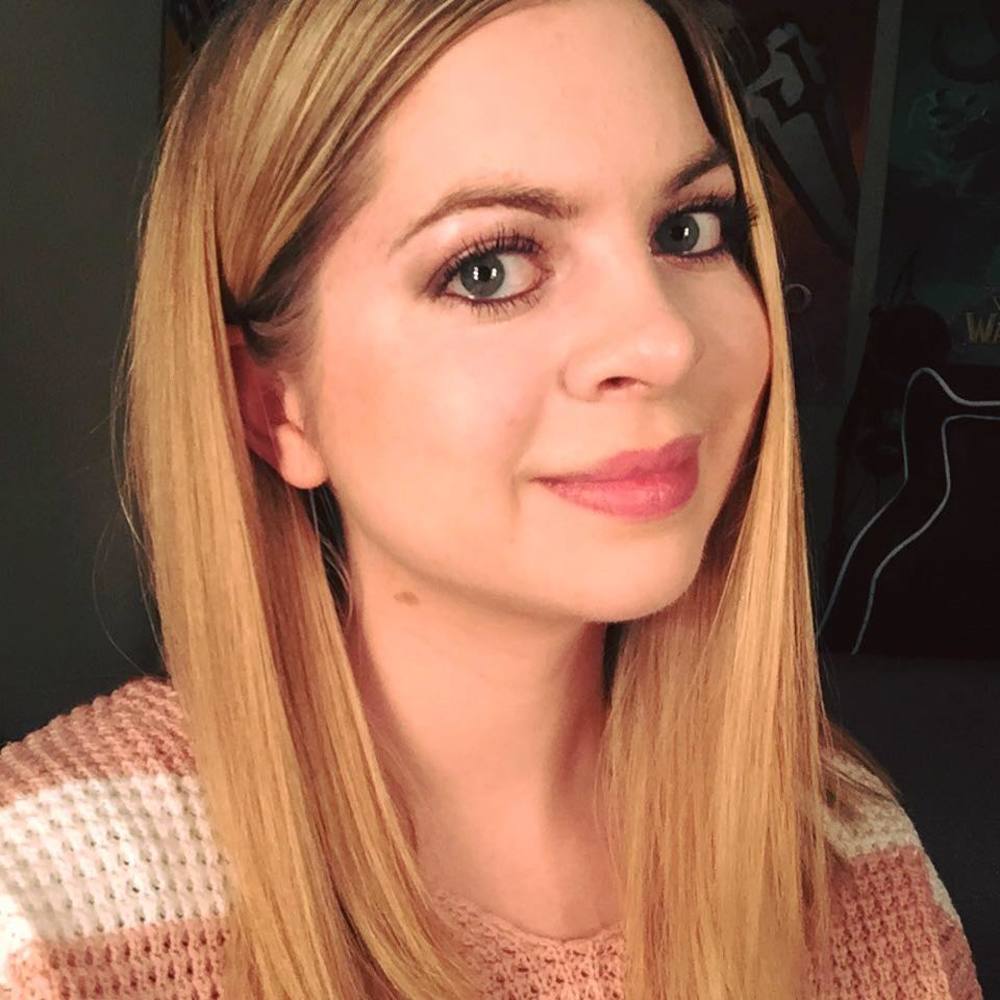 Meet your Posher, Danielle