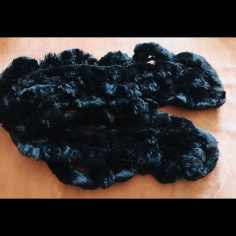 Fur crochet scarf