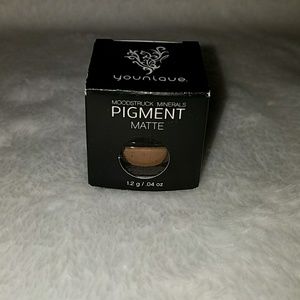 Younique Pigments