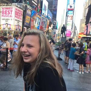 Meet your Posher, Olivia