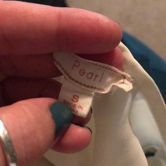 Pearl Sleeveless Top size Small - Picture 3 of 3