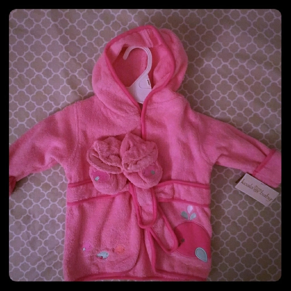 Baby girl Robe and bootie set