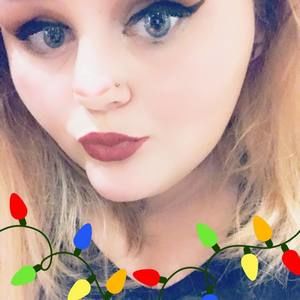 Meet your Posher, Lacey