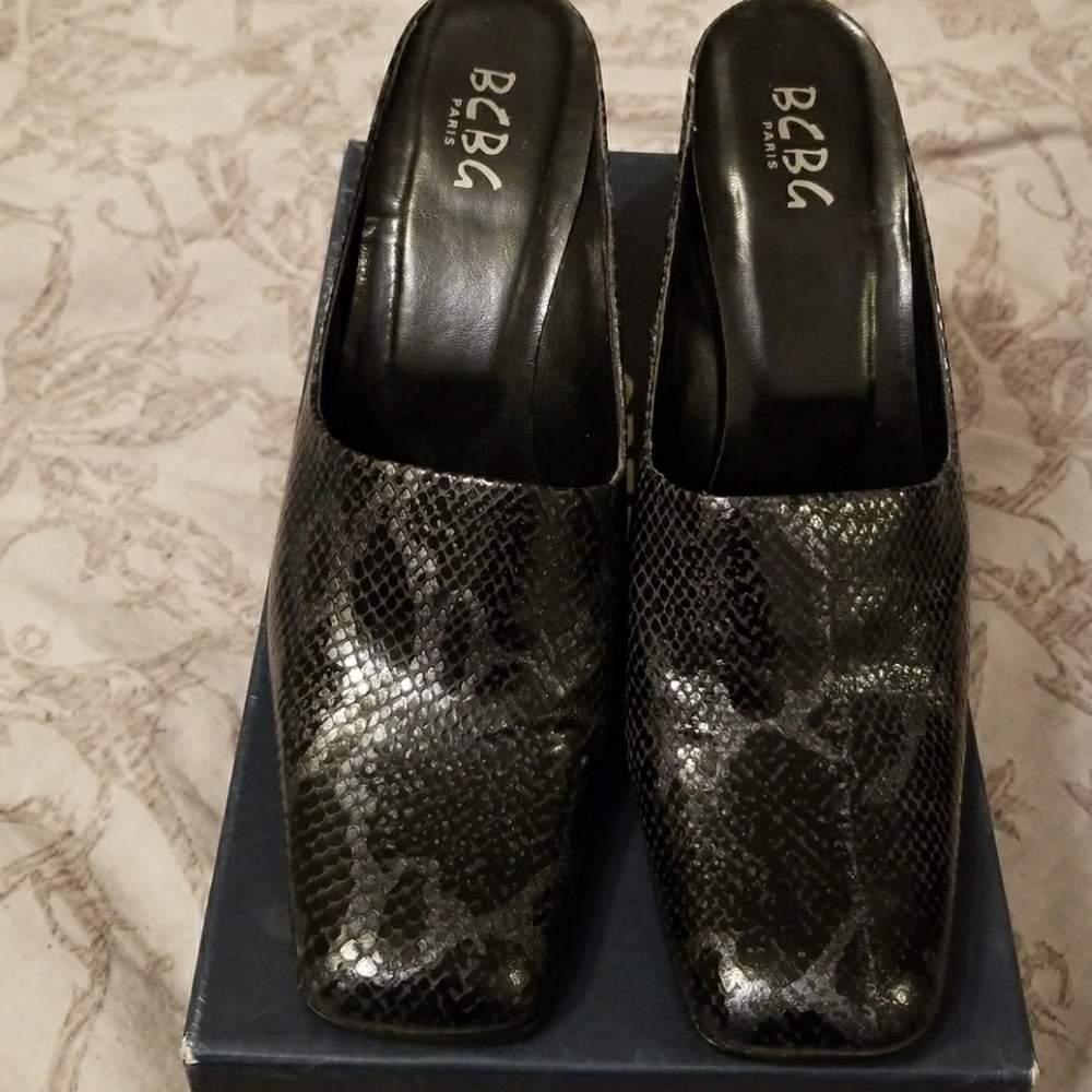 BCBG Paris  Snakeskin Leather Mules 10