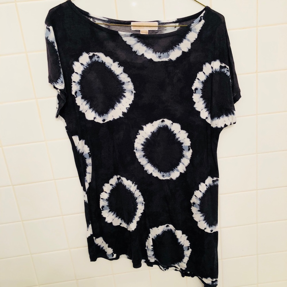 MICHAEL KORS | navy & white tie-dye style top