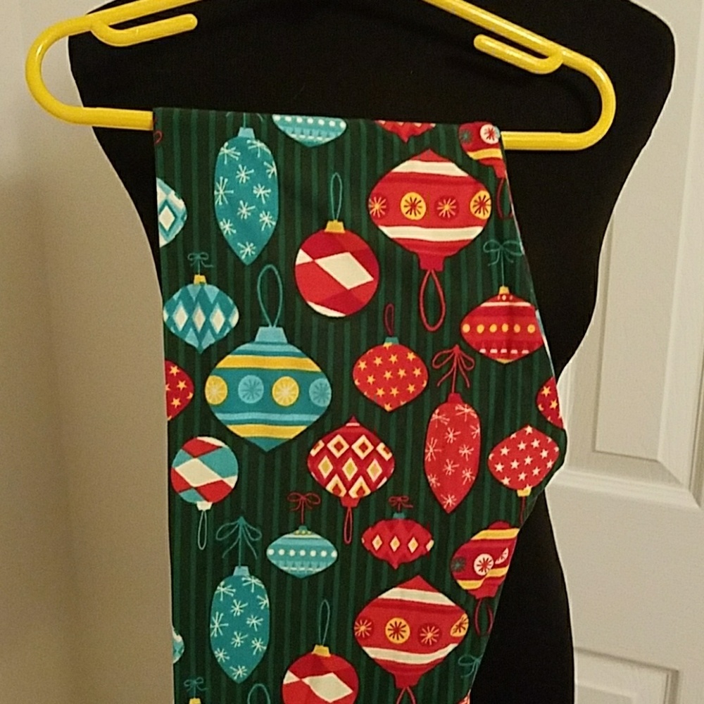 LuLaRoe Christmas OS ornament leggings