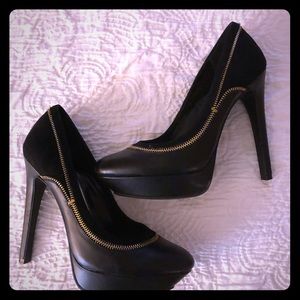 Size 7.5 Jessica Simpson stiletto heels