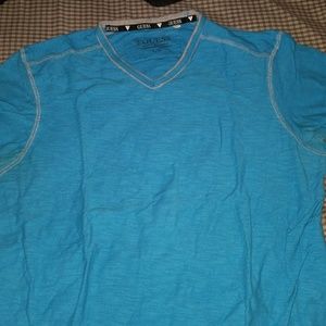 Casual v neck shirt