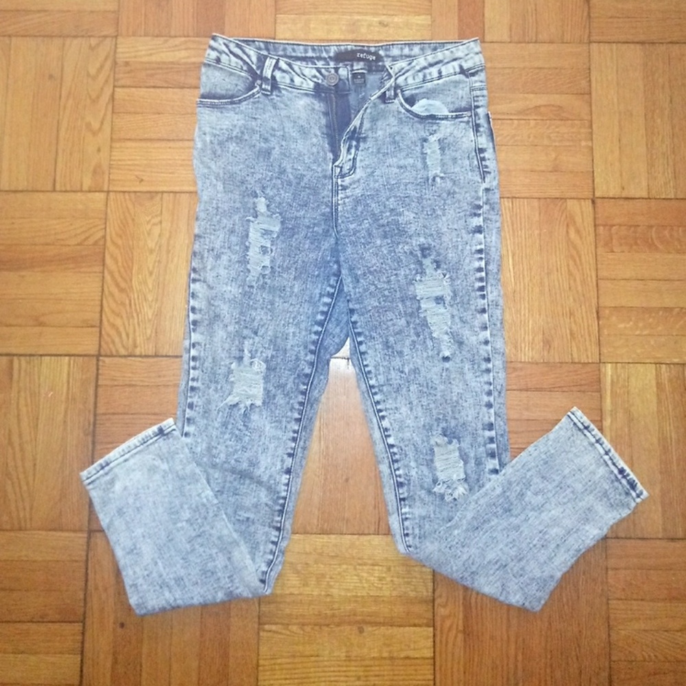 Distressed Jeans