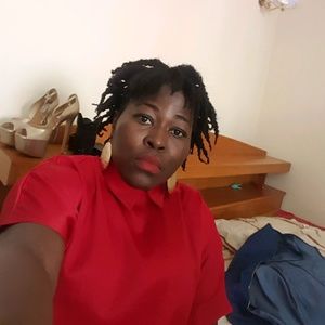 Meet your Posher, Abena