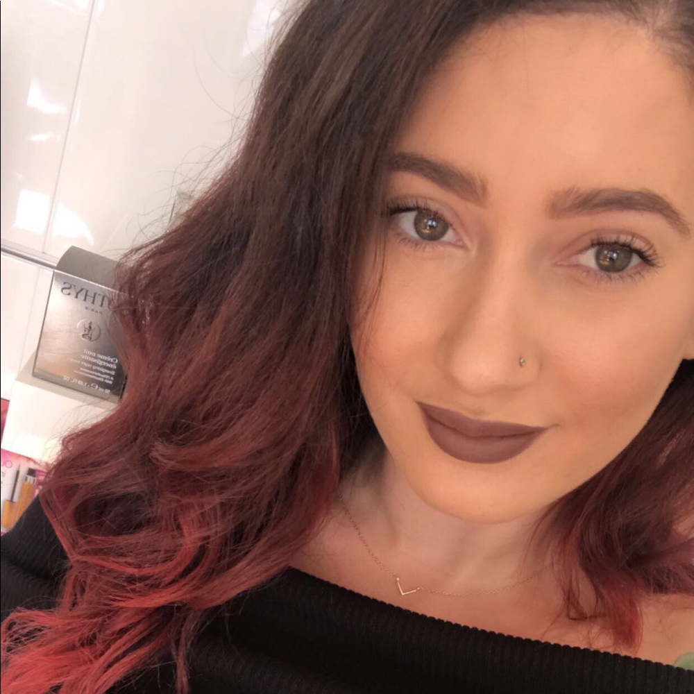 Meet your Posher, Darlene