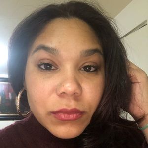 Meet your Posher, Simone