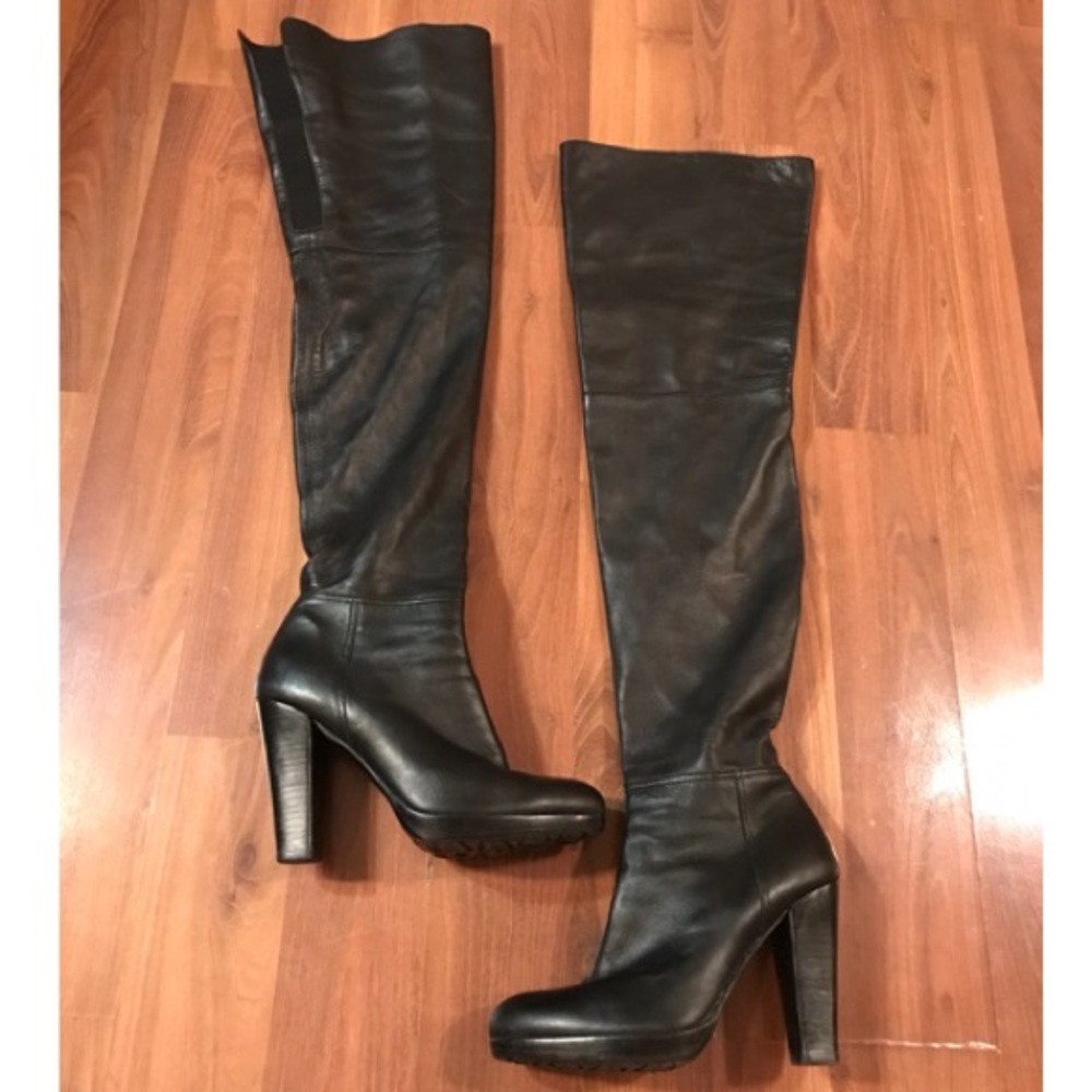 Authentic Stuart Weitzman Leather Boots