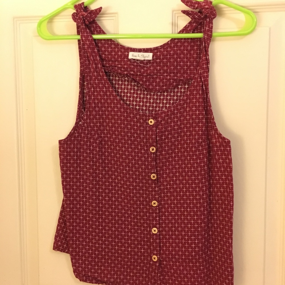 Red Pattern Tank - Picture 2 of 2