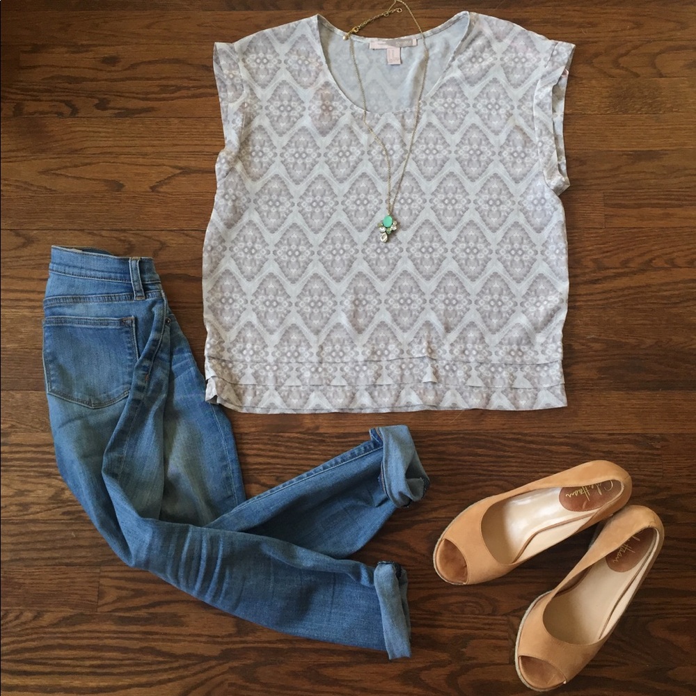 Forever 21 Sheer Woven Short Sleeve Blouse Sz XS