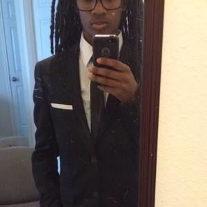 Meet your Posher, Darien