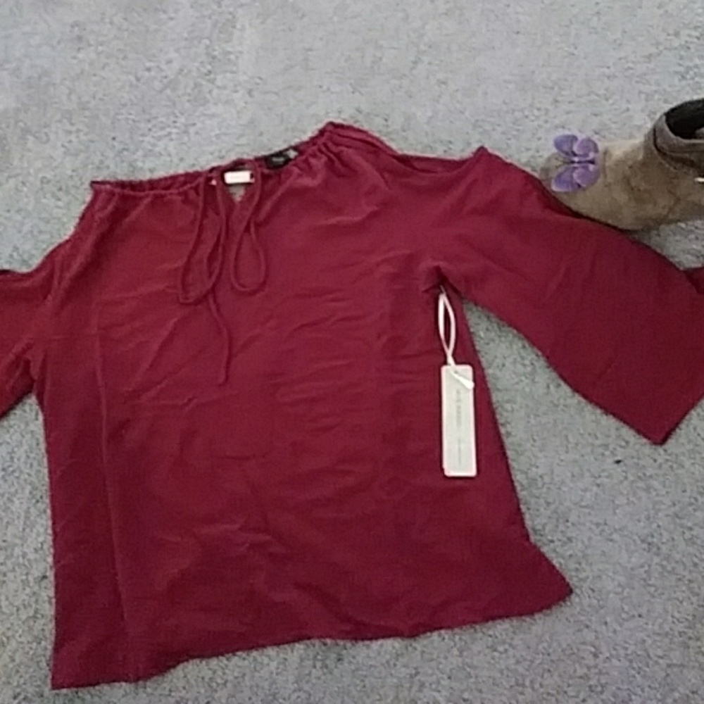 Red NWT Medium cut out shirt by Iris