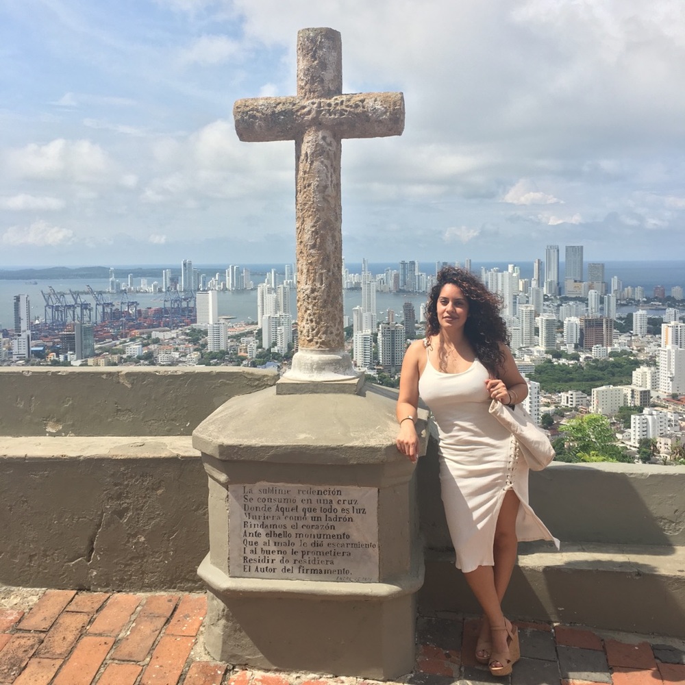 Meet your Posher, Monica