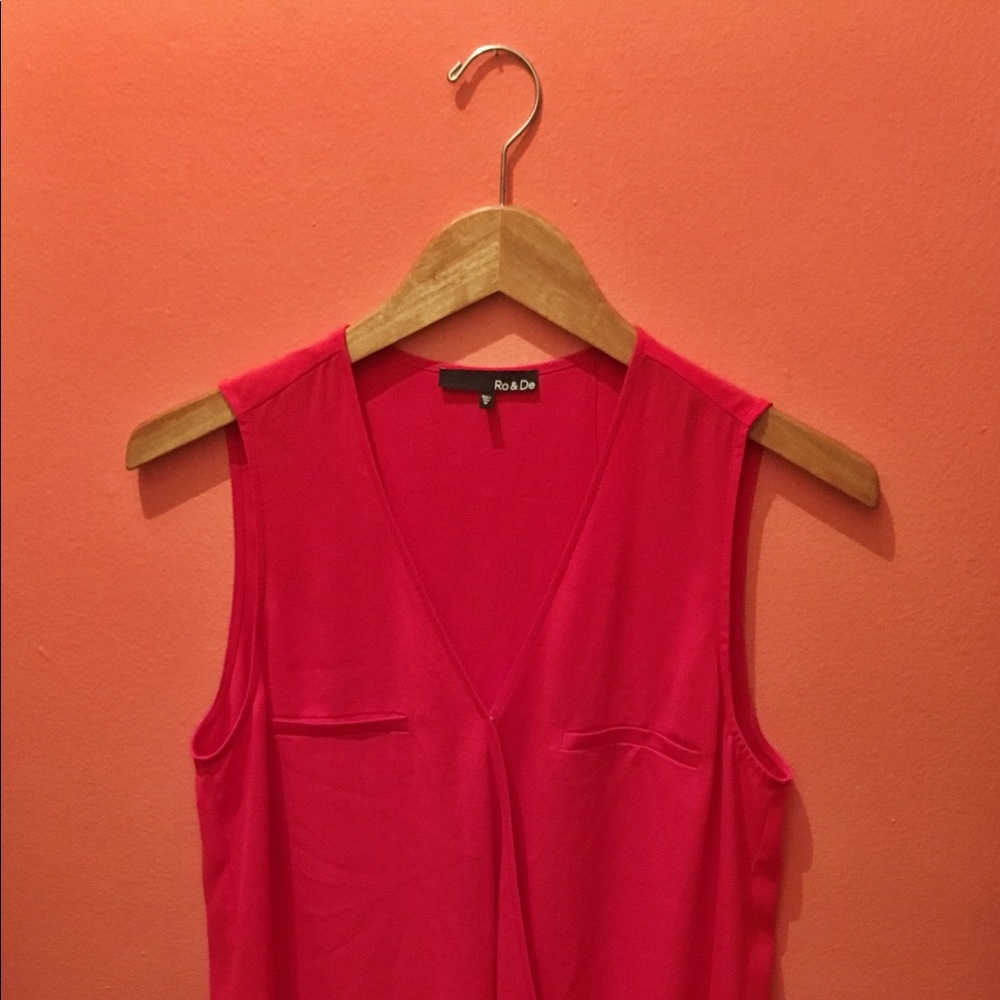 FLASH SALE ⚡️ Ro & De Sleeveless Red Blouse 🔥