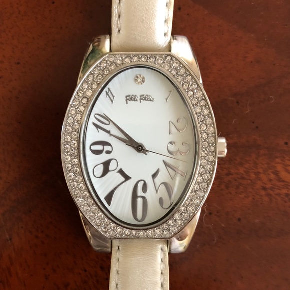 Folli Follie Silver Crystal Stones Leather Watch - Picture 5 of 8