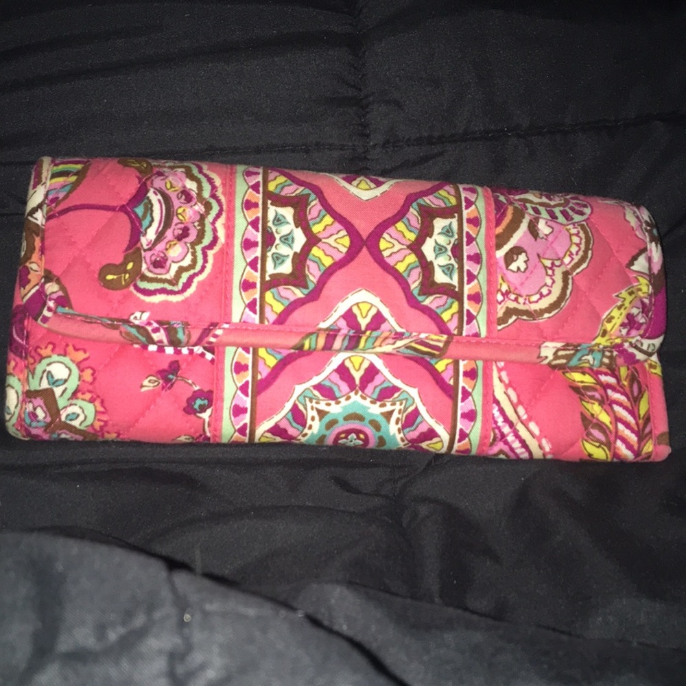 VERA BRADLEY WALLET PINK