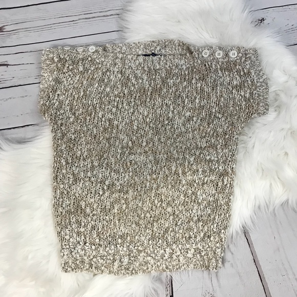 The Sweater Co. Sweaters - The Sweater Co. Medium short sleeve sweater