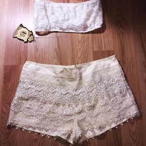 Lace shorts and lace top.✨