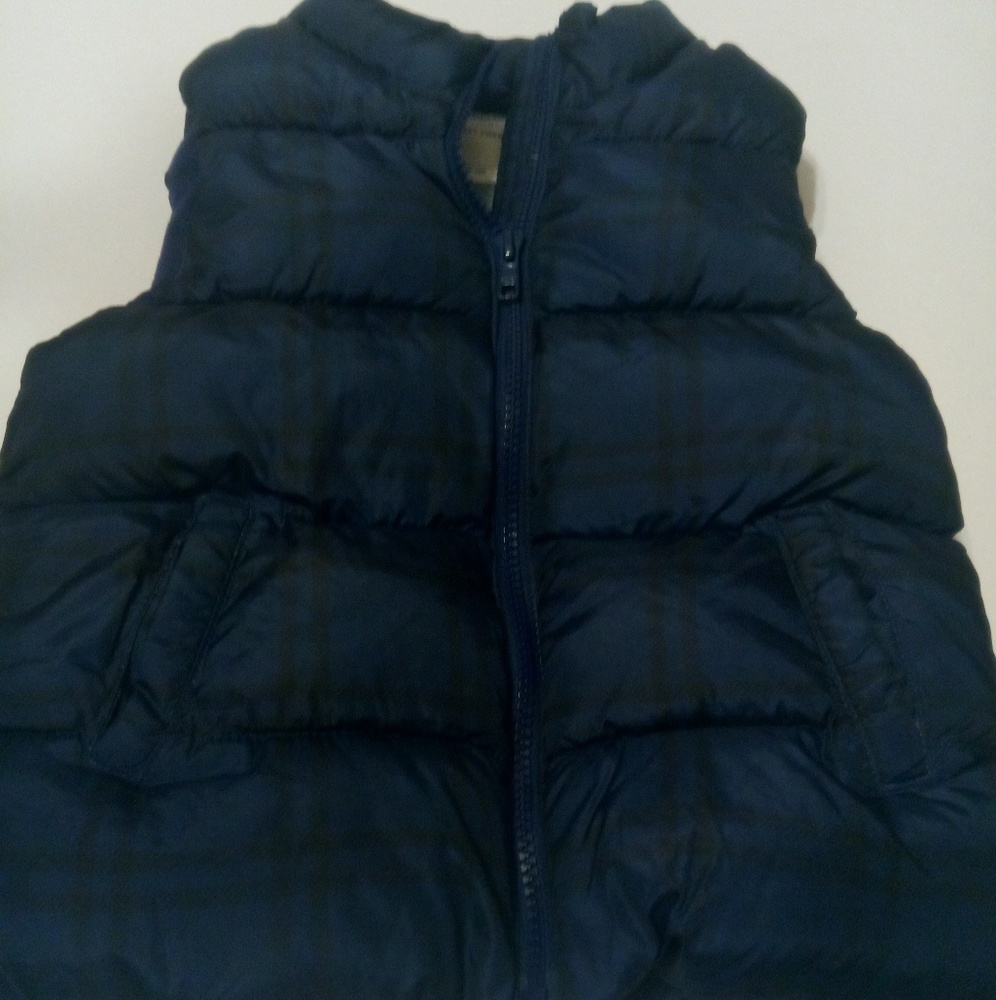 Size 5T puffer vest **SOLD**