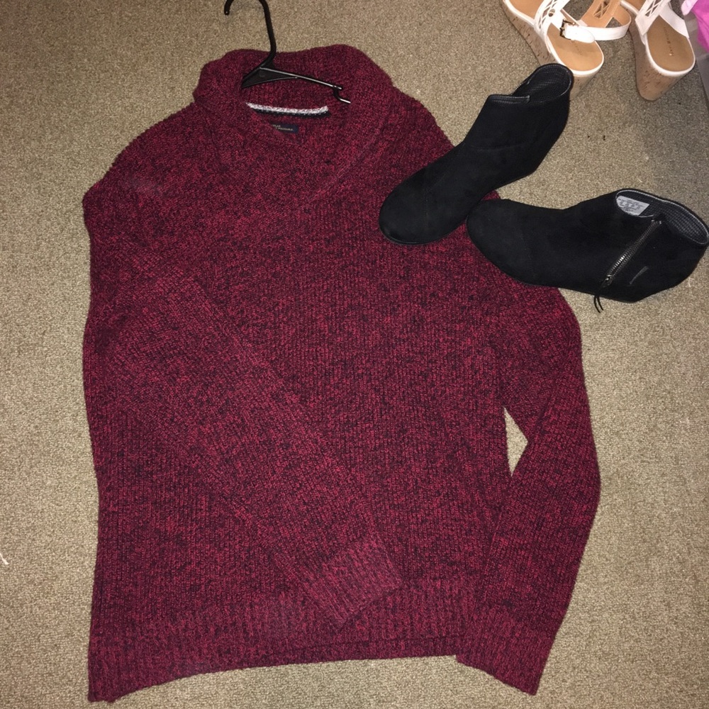 American eagle sweater