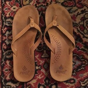 Women’s leather reef sandals