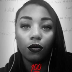 Meet your Posher, Connie