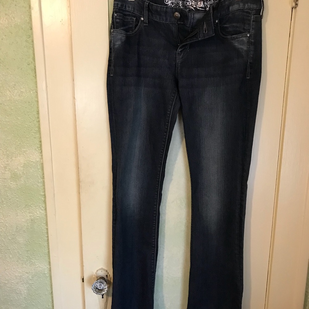Express Stella Barely Boot-Cut Jeans - size 6