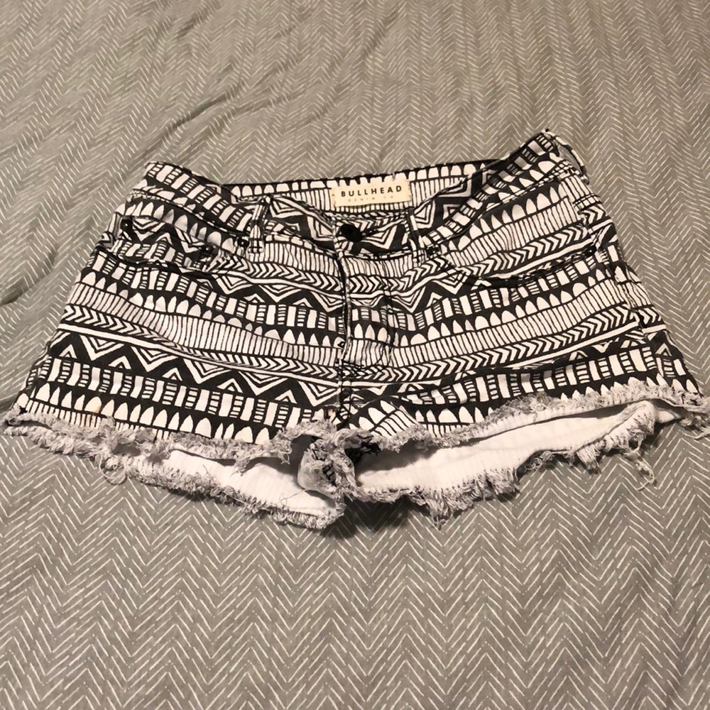 Black and white pattern shorts