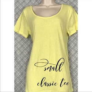 Lularoe Classic T! 💛💛