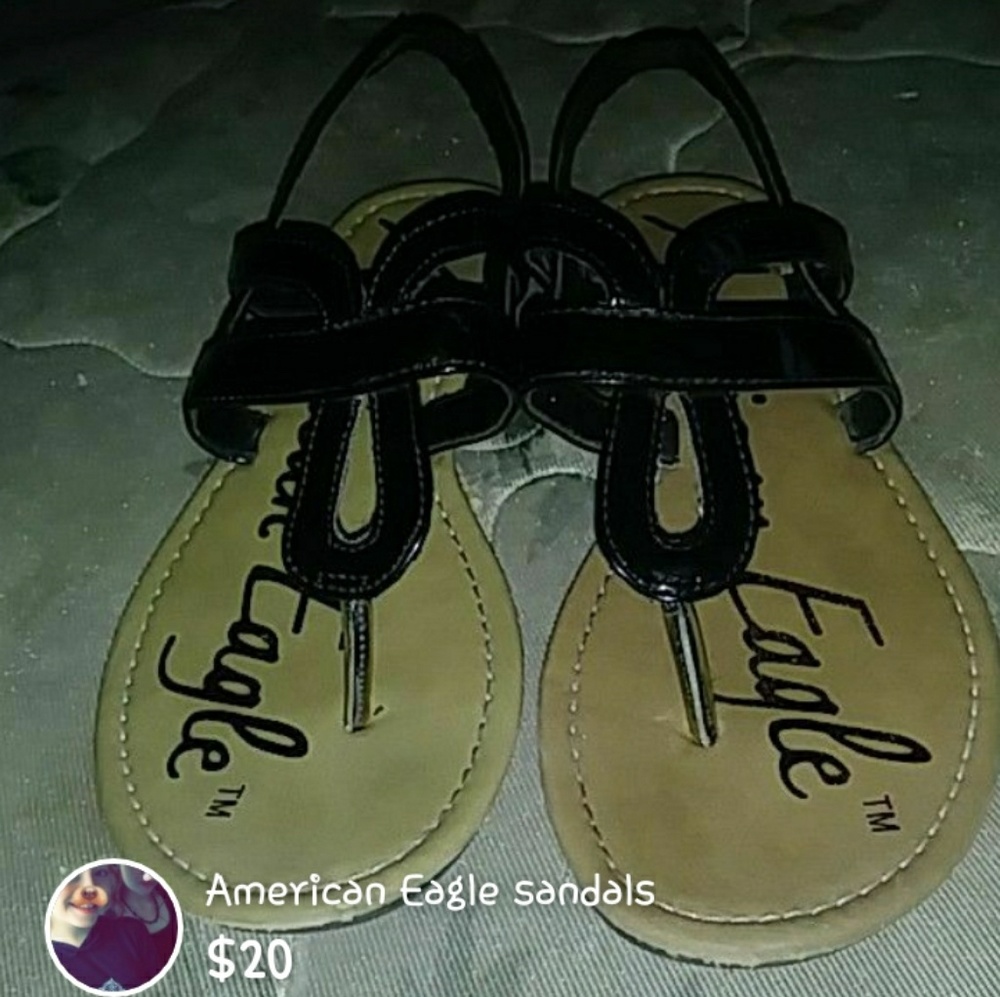 American Eagle Sandals