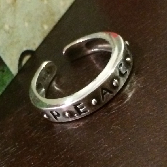 Sterling Silver PEACE Ring (OS) New - Picture 2 of 7