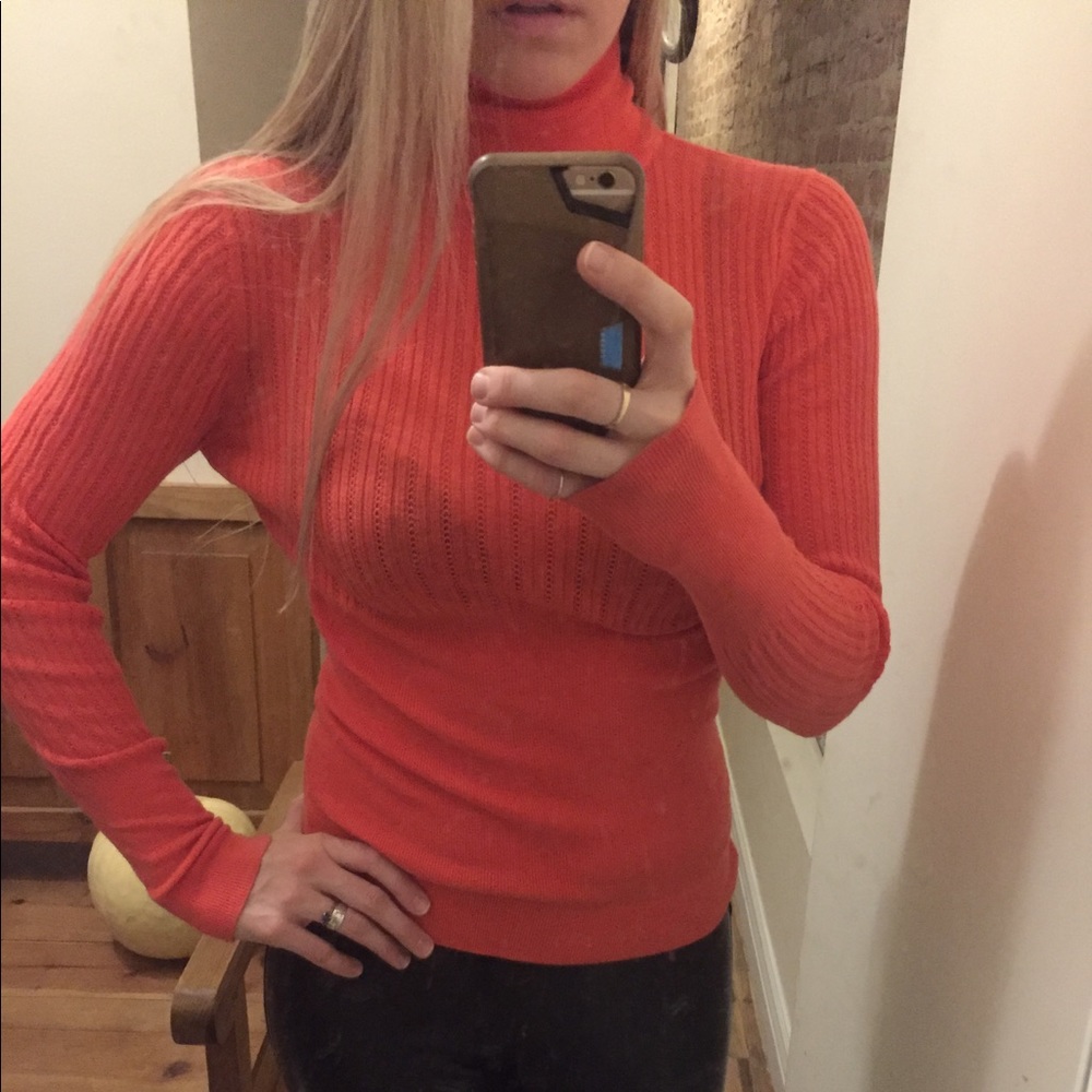 ❌SOLD❌ Coral Turtleneck Light Weight Sweater