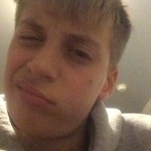 Meet your Posher, Max