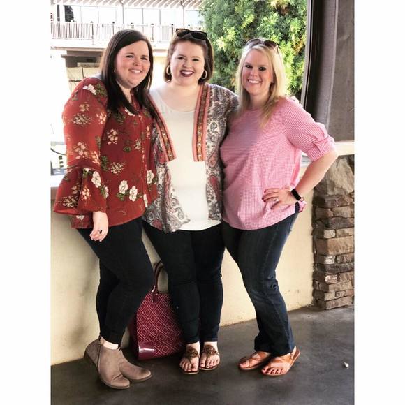 Meet your Posher, Emily - Picture 1 of 1