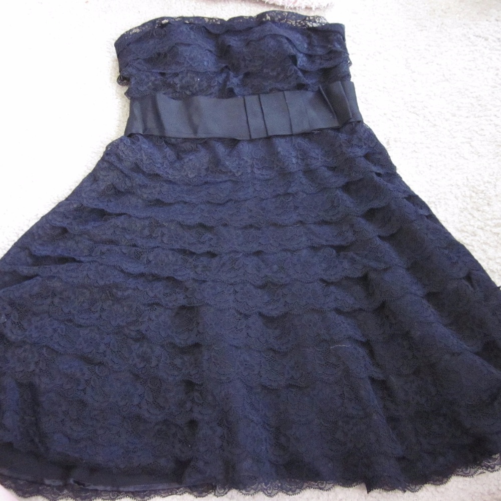 Black Lace Ruffled Strapless Dress Size 4 NYE