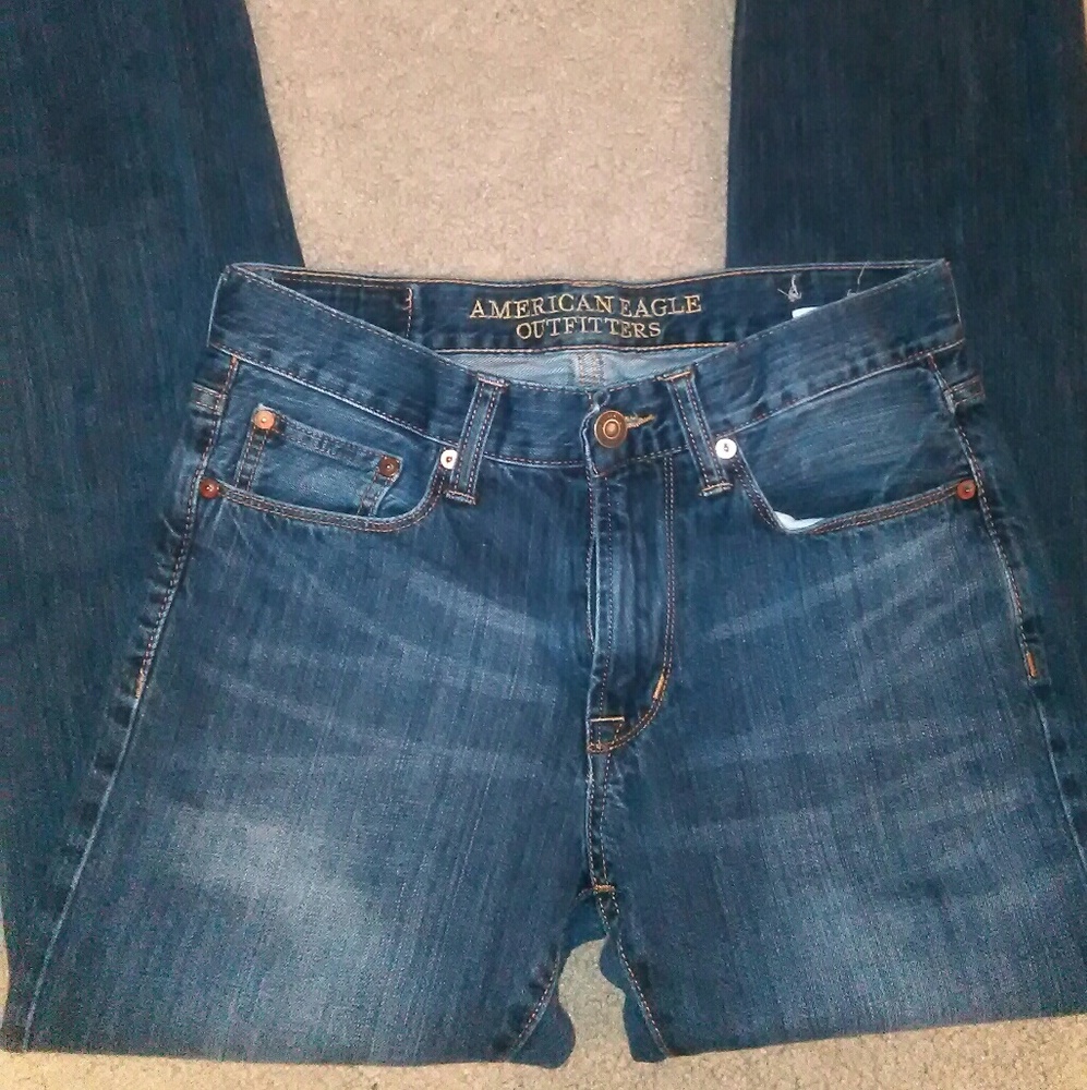 AMERICAN EAGLE OUTFITTERS SLIM STRAIGHT