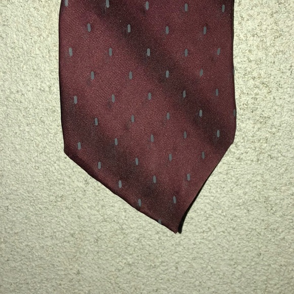 Silk vintage tie by DKNY - Picture 2 of 5