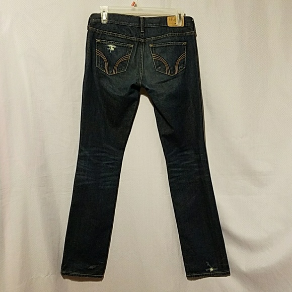 Hollister Straight leg Jeans. - Picture 2 of 3