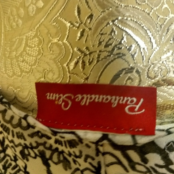 Blouse - Picture 4 of 4