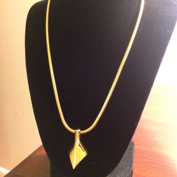 RARE VINTAGE Lanvin pendant necklace PRICE DROP - Picture 3 of 7