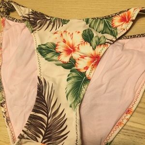 Medium pink Hawaiian themed bikini bottom